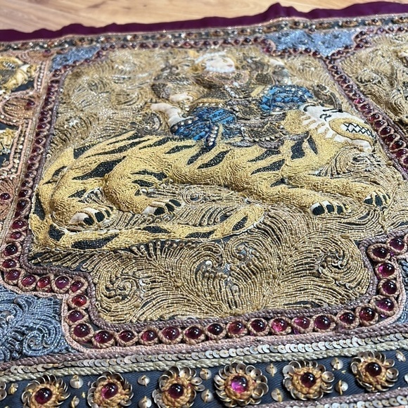 Burmese Kalaga Large Tapestry Tigers Dragons Riders 40” x 23” Handmade in Burma - Picture 7 of 13